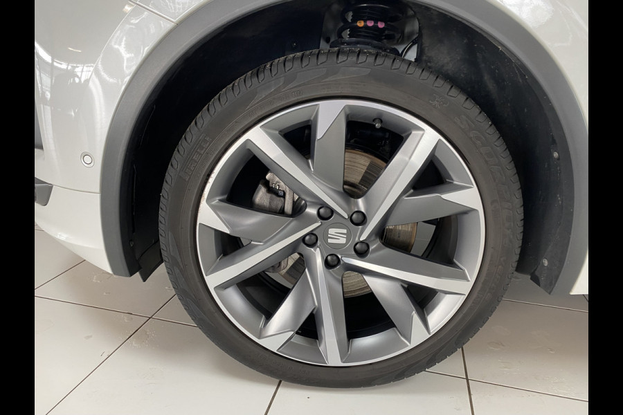 Seat Tarraco 1.4 TSI e-Hybrid PHEV FR Panoramadak/Apple carplay/android /360 camera