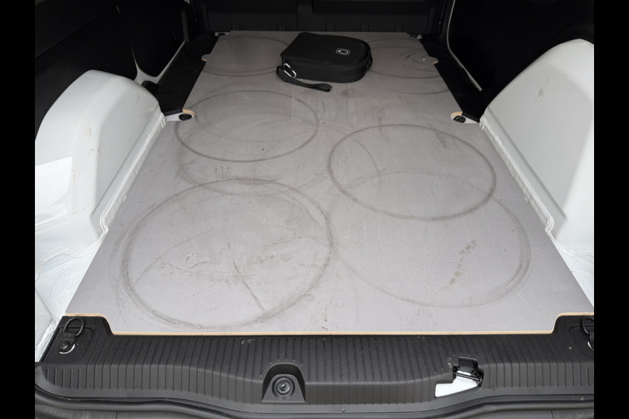 Mercedes-Benz eCitan 112 51kWh L2 Pro 284 WLTP MBUX Trekhaak 75kW Snelladen Apple Carplay Cruise Control Laadkabel