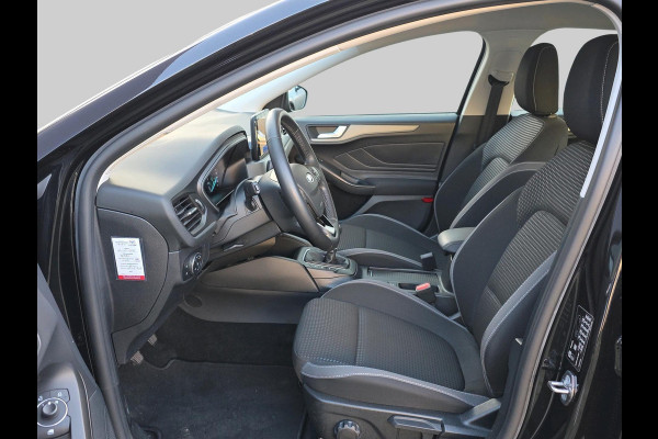 Ford Focus 1.0 EcoBoost Hybrid Titanium