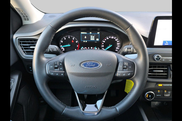 Ford Focus 1.0 EcoBoost Hybrid Titanium