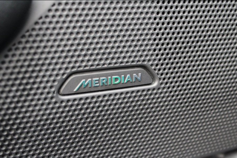 Land Rover Range Rover Velar 2.0 P250 Turbo AWD R-Dynamic HSE