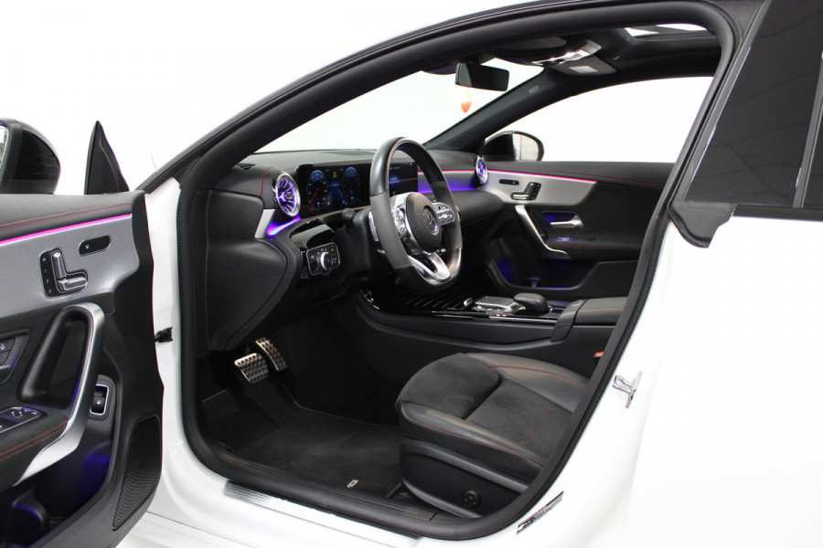 Mercedes-Benz CLA-Klasse Shooting Brake 250 e AMG Premium Plus