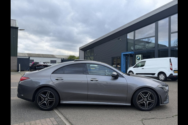 Mercedes-Benz CLA-Klasse 180 Business Solution AMG VAN € 30.900,- VOOR € 28.440,- UW LENTEVOORDEEL € 2.460,-! | PANO | AMG-LINE | STOELVERWARMING | SFEERVERLICHTING| CAMERA| KEYLESS|
