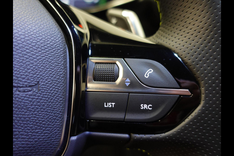 Peugeot 208 1.2 PureTech 100pk Automaat GT-Line Navigatie Apple Carplay/Android Auto Airco Parkeer sensoren Cruise Control Led Lichtmetalen Velgen