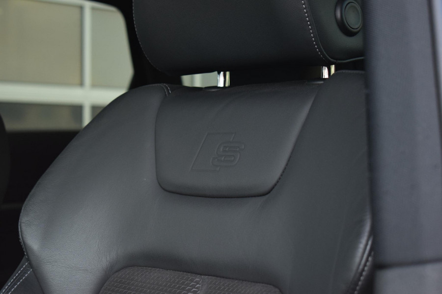 Audi e-tron 55 quattro S edition 95 kWh | 2x S-Line | Pano | Half Leer | Memory