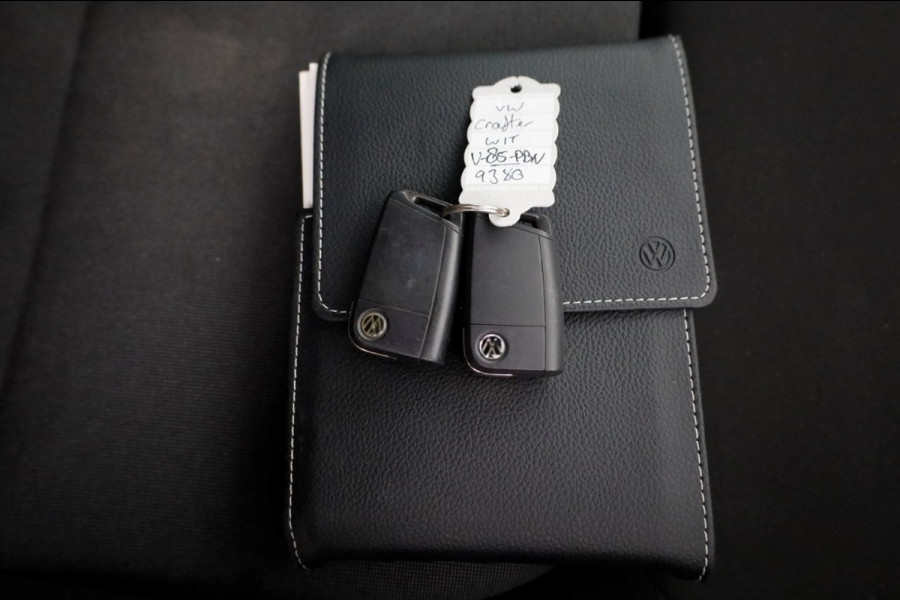 Volkswagen Crafter 35 2.0 TDI 140pk E6 L3H3 (L2H2) Airco/Navi/Imperiaal 11-2018