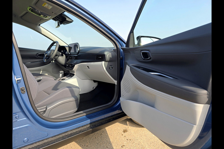 Hyundai Bayon 1.0 T-GDI Premium Sky - 100 Pk - AUTOMAAT - ParkeerCamera - Stoelverwarming - Stuurverwarming