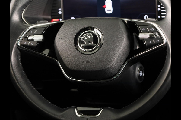 Škoda Superb 1.4 TSI iV Style 218 pk Automaat (DSG) | Navigatie | Parkeersensoren (Park assist) | Achteruitrijcamera | Standkachel | Stoelverwarming |