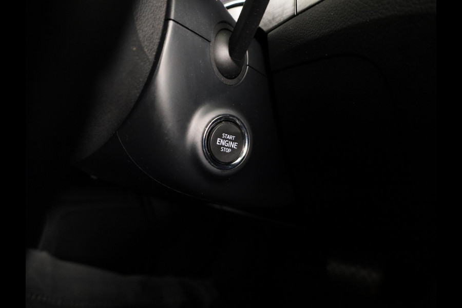 Škoda Superb 1.4 TSI iV Style 218 pk Automaat (DSG) | Navigatie | Parkeersensoren (Park assist) | Achteruitrijcamera | Standkachel | Stoelverwarming |