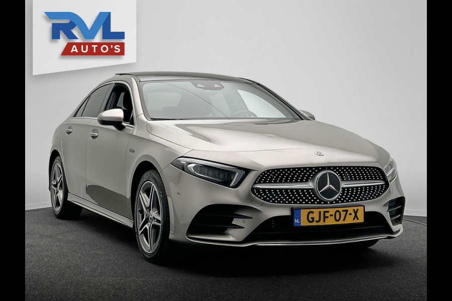 Mercedes-Benz A-Klasse 250 e AMG | Widescreen | Carplay Adaptive-cruise Panoramadak Stoelverwarming Camera Sfeerverlichting