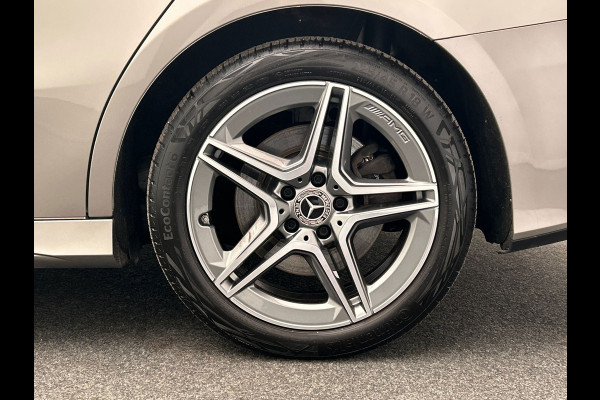 Mercedes-Benz A-Klasse 250 e AMG | Widescreen | Carplay Adaptive-cruise Panoramadak Stoelverwarming Camera Sfeerverlichting