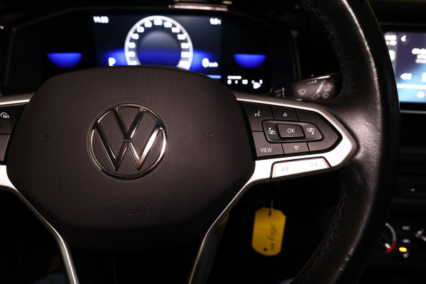 Volkswagen Polo 1.0 TSI Highline DSG VIRTUAL DasHB CARPLAY AIRCO STOELVW R line Vlgn PDC "21