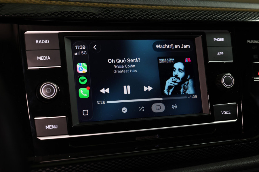 Volkswagen Polo 1.0 TSI Highline DSG VIRTUAL DasHB CARPLAY AIRCO STOELVW R line Vlgn PDC "21