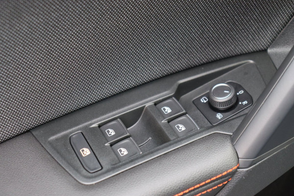 Seat Tarraco 1.5 TSI FR Business Intense org.NL parelmoer stuurverw leer/alc+el+memory camera