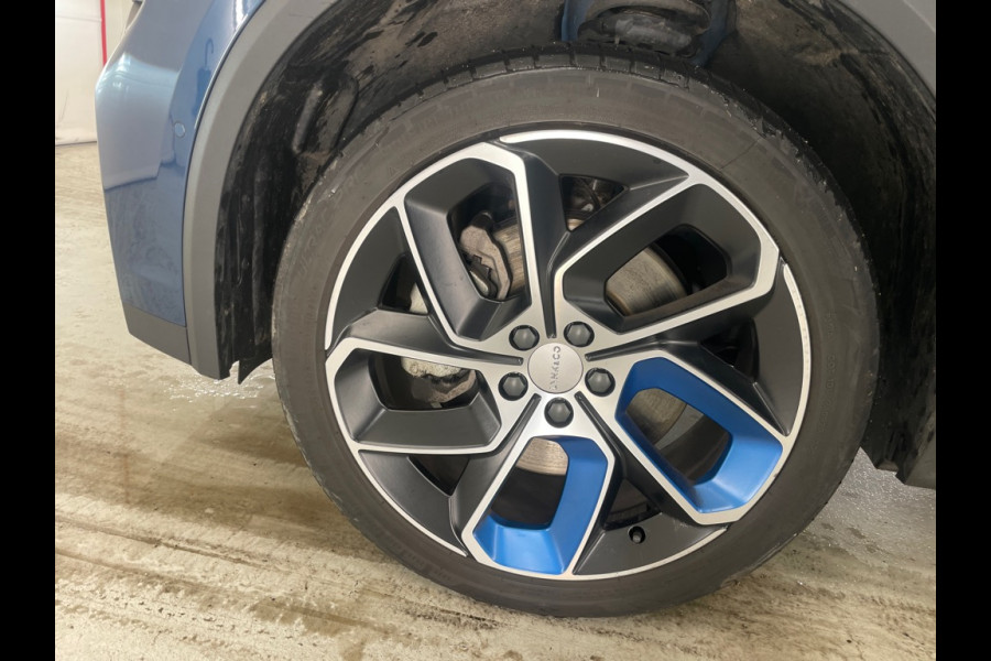 Lynk & Co 01 1.5 262pk PHEV Trekhaak Zwarte Hemel Plug-in