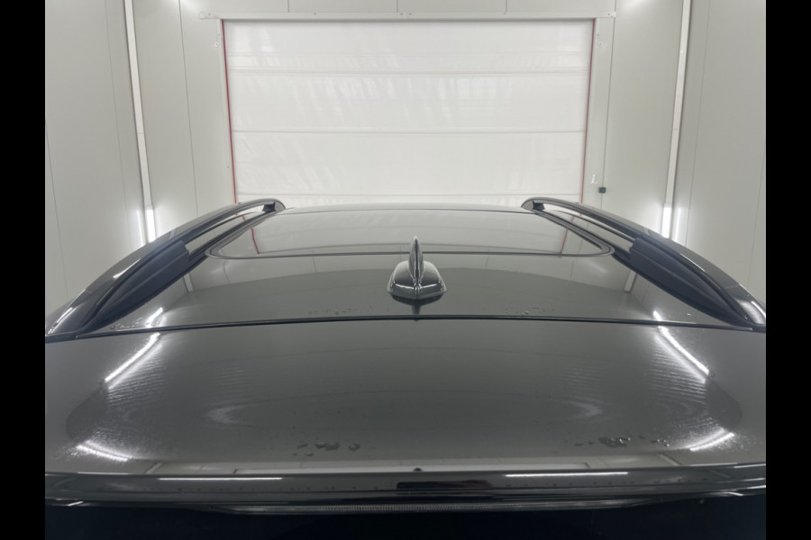 Lynk & Co 01 1.5 262pk PHEV Trekhaak Zwarte Hemel Plug-in