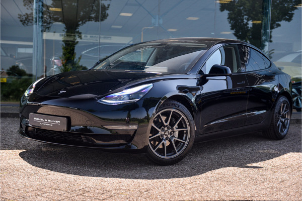 Tesla Model 3 Standard RWD Plus 60 kWh ** Autopilot **