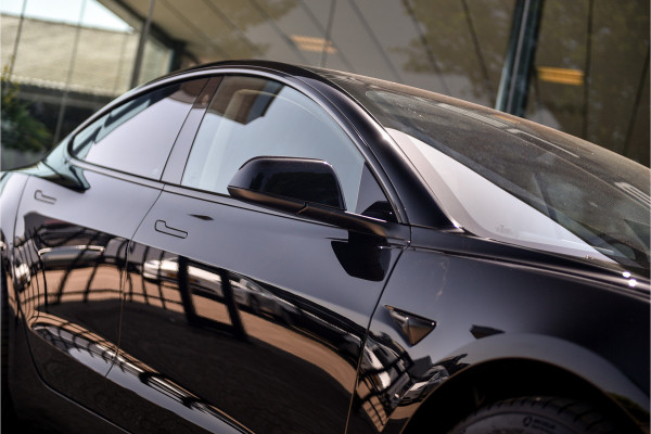 Tesla Model 3 Standard RWD Plus 60 kWh ** Autopilot **