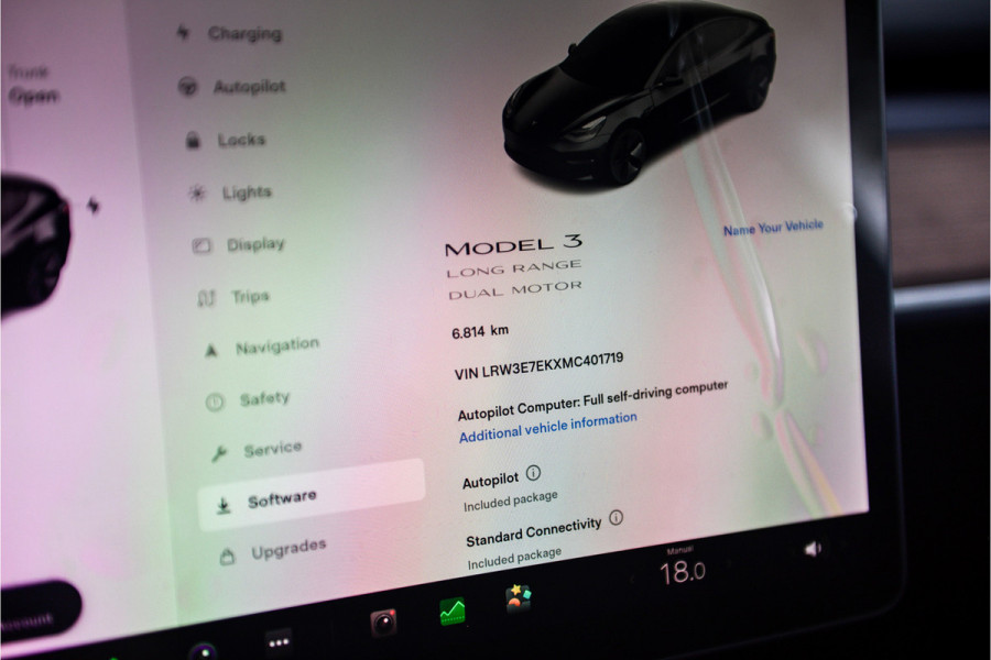 Tesla Model 3 Standard RWD Plus 60 kWh ** Autopilot **