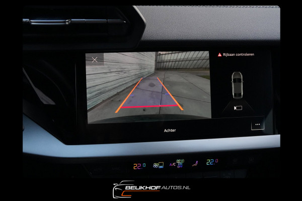 Audi A3 Limousine 30 TFSI S-Line Maxton Navi Carplay Camera