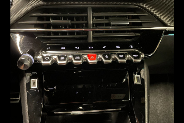 Peugeot e-2008 EV GT-LINE 50 kWh|1/2 LEDER|NAVIGATIE|ANDROID AUTO/APPLE CARPLAY|CAMERA(360)|CRUISE+CLIMATE CONTROL|LANE-ASSIST|PDC