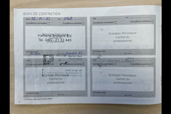 Peugeot e-2008 EV GT-LINE 50 kWh|1/2 LEDER|NAVIGATIE|ANDROID AUTO/APPLE CARPLAY|CAMERA(360)|CRUISE+CLIMATE CONTROL|LANE-ASSIST|PDC