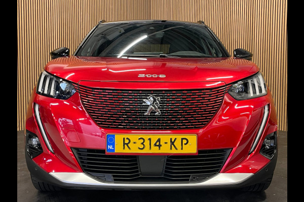 Peugeot e-2008 EV GT-LINE 50 kWh|1/2 LEDER|NAVIGATIE|ANDROID AUTO/APPLE CARPLAY|CAMERA(360)|CRUISE+CLIMATE CONTROL|LANE-ASSIST|PDC