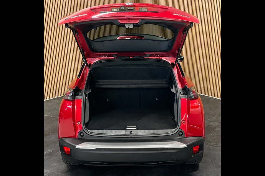 Peugeot e-2008 EV GT-LINE 50 kWh|1/2 LEDER|NAVIGATIE|ANDROID AUTO/APPLE CARPLAY|CAMERA(360)|CRUISE+CLIMATE CONTROL|LANE-ASSIST|PDC