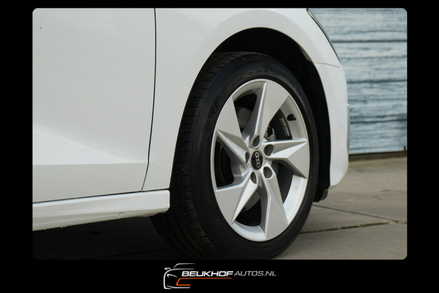 Audi A3 Sportback 30 TFSI Business edition Nav Parkeersensor