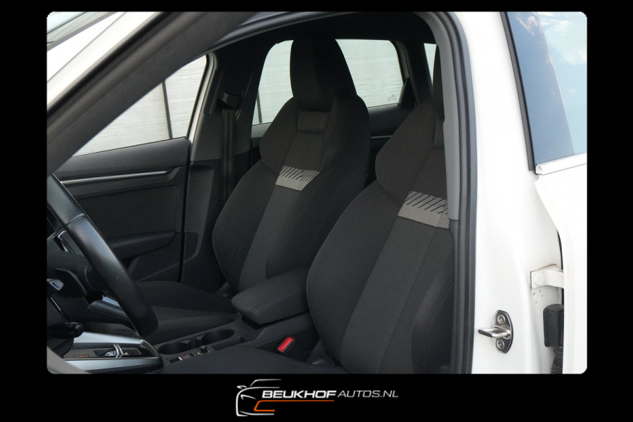 Audi A3 Sportback 30 TFSI Business edition Nav Parkeersensor