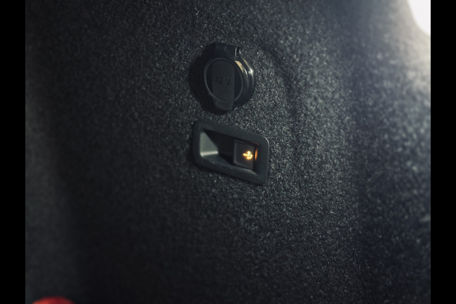 Volkswagen Golf Variant 1.0 eTSI Life Business | 18" | Camera | Trekhaak