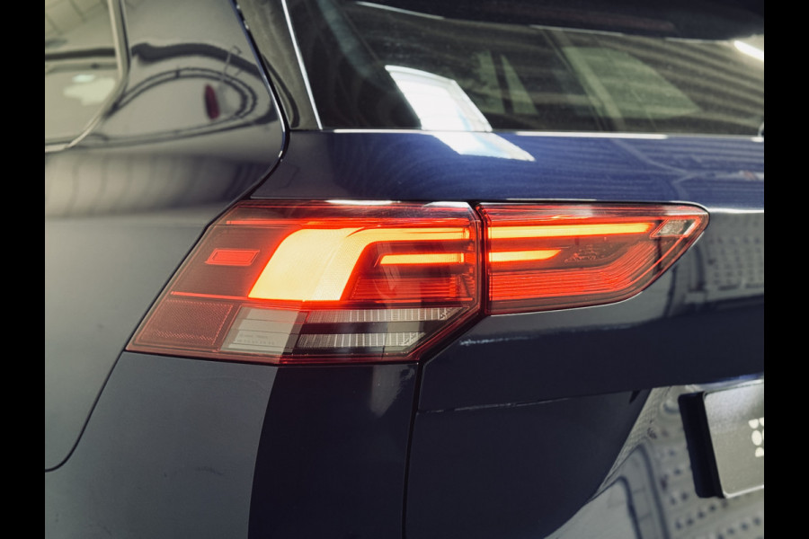 Volkswagen Golf Variant 1.0 eTSI Life Business | 18" | Camera | Trekhaak