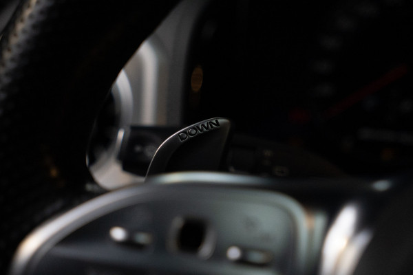 Mercedes-Benz G-Klasse 63 Navi Burmester Leer 360 Camera PTS Massage Schuif (kantel) dak Memory seats Stoelventilatie Stoelverwarming Climate voor en achter Distronic+ Trekhaak