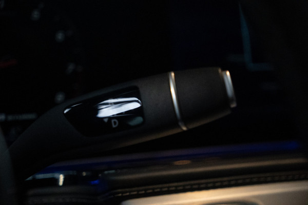 Mercedes-Benz G-Klasse 63 Navi Burmester Leer 360 Camera PTS Massage Schuif (kantel) dak Memory seats Stoelventilatie Stoelverwarming Climate voor en achter Distronic+ Trekhaak