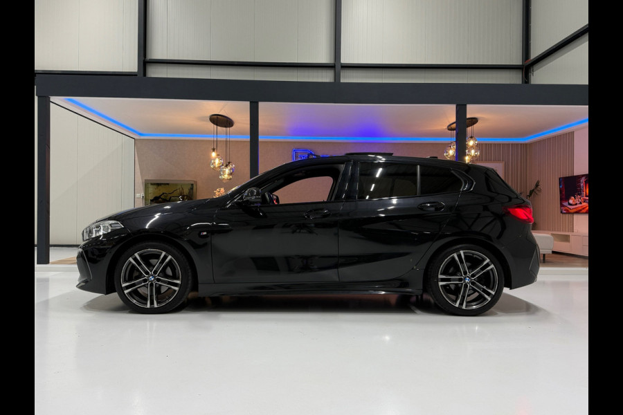 BMW 1-serie 118i High Exec M Sport Pano Led Acc Camera Navi Carplay Leder Stoel&stuurverw.