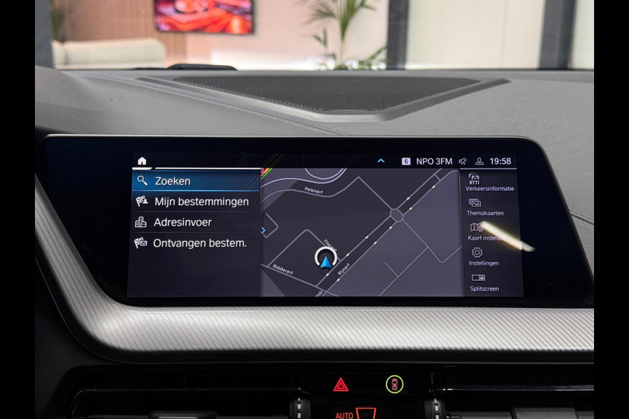 BMW 1-serie 118i High Exec M Sport Pano Led Acc Camera Navi Carplay Leder Stoel&stuurverw.