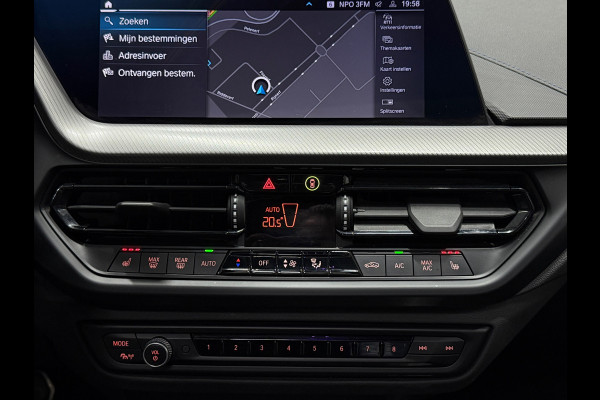 BMW 1-serie 118i High Exec M Sport Pano Led Acc Camera Navi Carplay Leder Stoel&stuurverw.