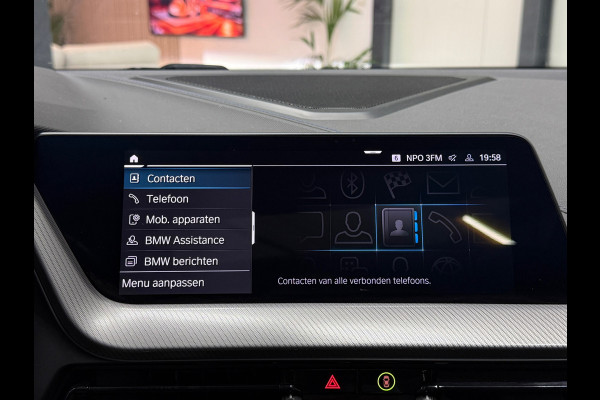 BMW 1-serie 118i High Exec M Sport Pano Led Acc Camera Navi Carplay Leder Stoel&stuurverw.