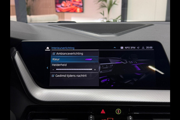 BMW 1-serie 118i High Exec M Sport Pano Led Acc Camera Navi Carplay Leder Stoel&stuurverw.