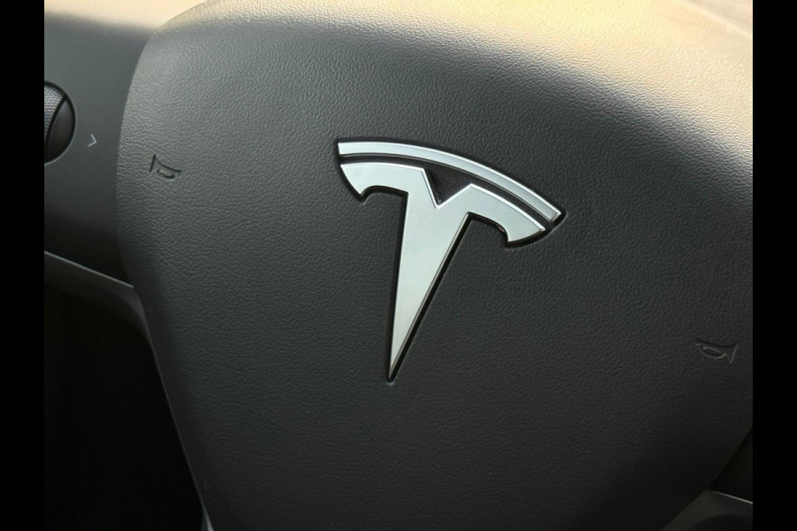 Tesla Model 3 Standard RWD Plus, autopilot, full self -driving, panoramadak, leder