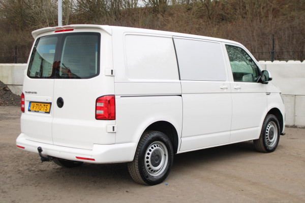 Volkswagen Transporter 2.0 TDI L1H1 Highline