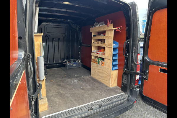 Renault Master T35 2.3 dCi 135 L1H1