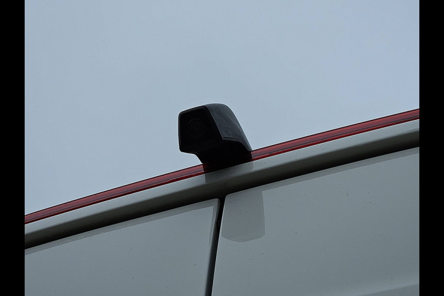 Volkswagen Crafter 35 2.0 TDI L3H3 App-Connect Camera 270Gr-Deuren LED Euro6 Airco 177Pk!