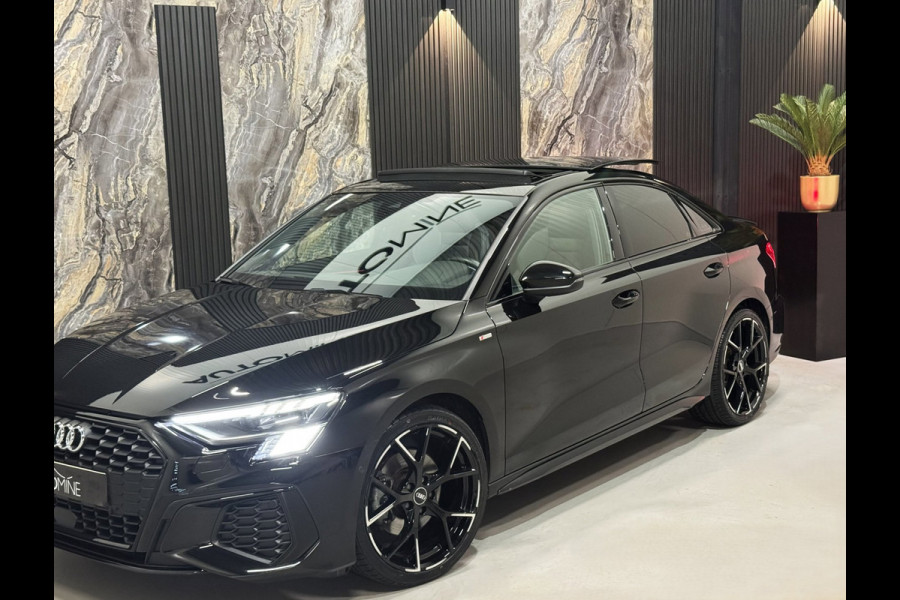 Audi A3 Limousine 35 TFSI Edition One 3x S-Line|PANO|AMBI LIGHTS|MATRIX|KEYLESS