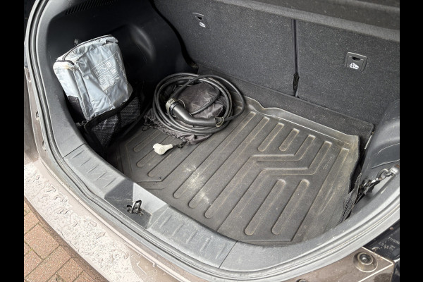 Nissan Leaf e+ N-Connecta 62 kWh 360CAMERA/KEYLESS/DODEHOEK/CARPLAY/WINTERPACK