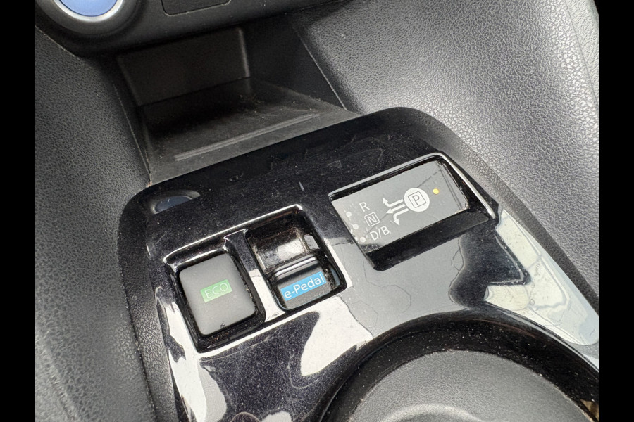 Nissan Leaf e+ N-Connecta 62 kWh 360CAMERA/KEYLESS/DODEHOEK/CARPLAY/WINTERPACK