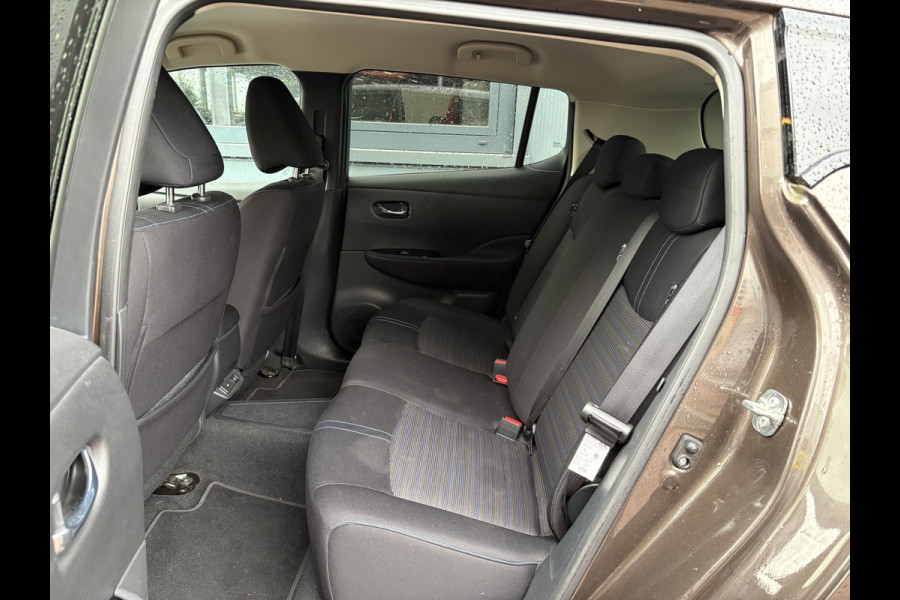 Nissan Leaf e+ N-Connecta 62 kWh 360CAMERA/KEYLESS/DODEHOEK/CARPLAY/WINTERPACK