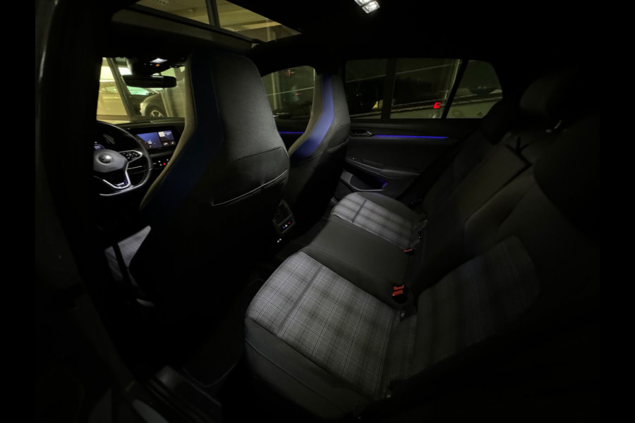 Volkswagen Golf 1.4 eHybrid GTE Pano|Sfeer|Mist|Camera|Dodehoek