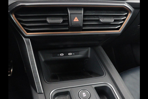 CUPRA Formentor 1.4 eHybrid VZ | 245pk | Leder | Stoelverwarming | 360 Camera | Carplay | Sfeerverlichting | Navigatie | Adaptive cruise | Memory | Keyless | Full LED | PHEV | Plug In