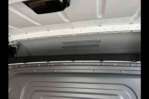 Mercedes-Benz Sprinter 317 CDI L2 H2 Pro Facelift / MBUX / Navigatie / Camera / Cruise control / Airco / 270 Graden achterdeuren